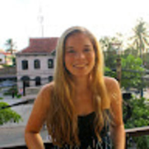 Meet your Posher, Holly